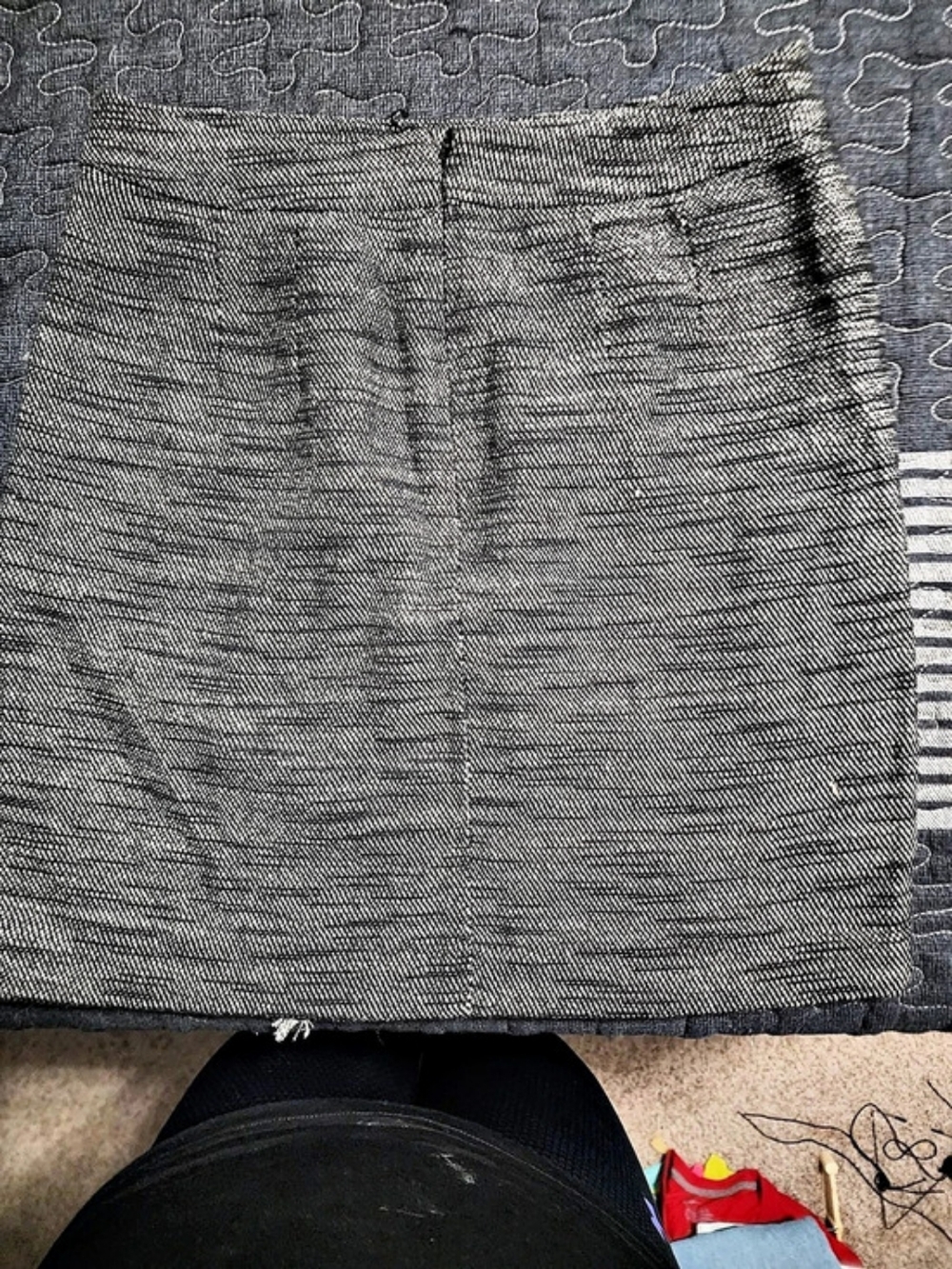LOFT Women's Mini Skirt in Black & White Size 0 Like New